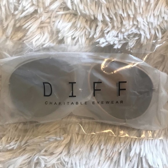 Diff x Khloe Koko Sunglasses Gold & Brown main image 4